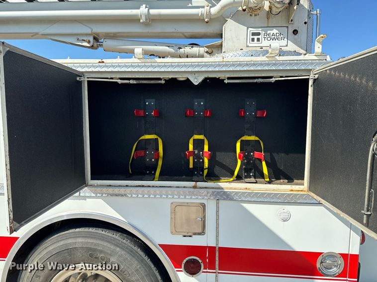 image for item DX1328 1979 Hendrickson  pumper fire truck