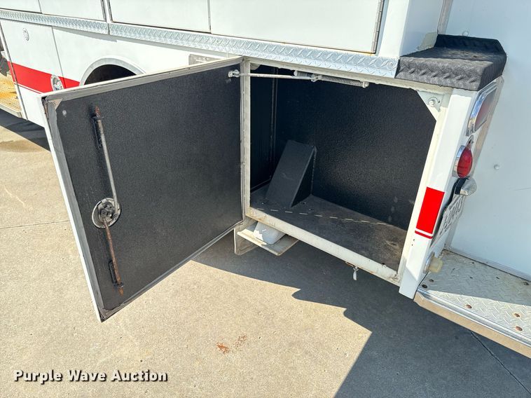 image for item DX1328 1979 Hendrickson  pumper fire truck