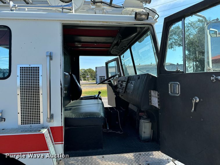 image for item DX1328 1979 Hendrickson  pumper fire truck