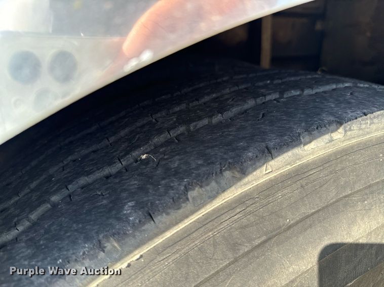 image for item DX1328 1979 Hendrickson  pumper fire truck