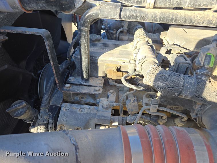 image for item EE7782 2008 Kenworth T300 truck cab and chassis