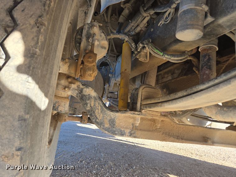 image for item EE7782 2008 Kenworth T300 truck cab and chassis