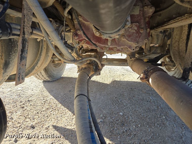 image for item EE7782 2008 Kenworth T300 truck cab and chassis