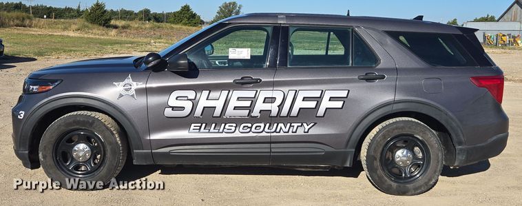 image for item EE7786 2020 Ford Explorer Police Interceptor SUV