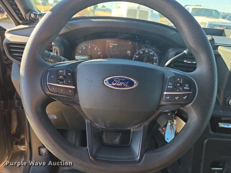 image for item EE7786 2020 Ford Explorer Police Interceptor SUV