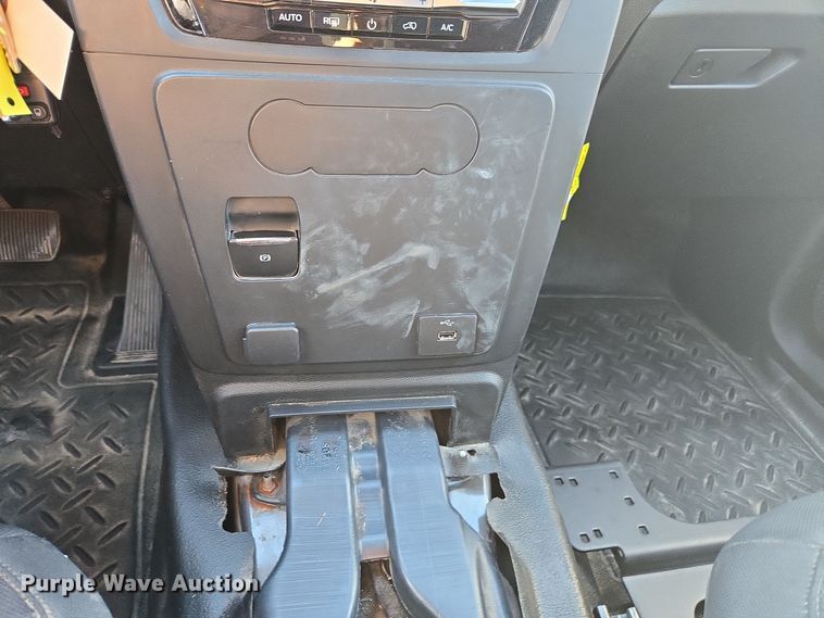 image for item EE7786 2020 Ford Explorer Police Interceptor SUV