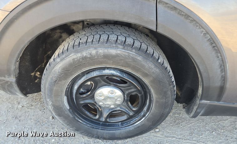 image for item EE7786 2020 Ford Explorer Police Interceptor SUV