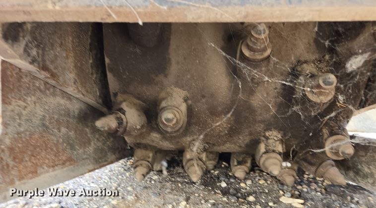 image for item EE7788 Melroe Planer skid steer cold planer