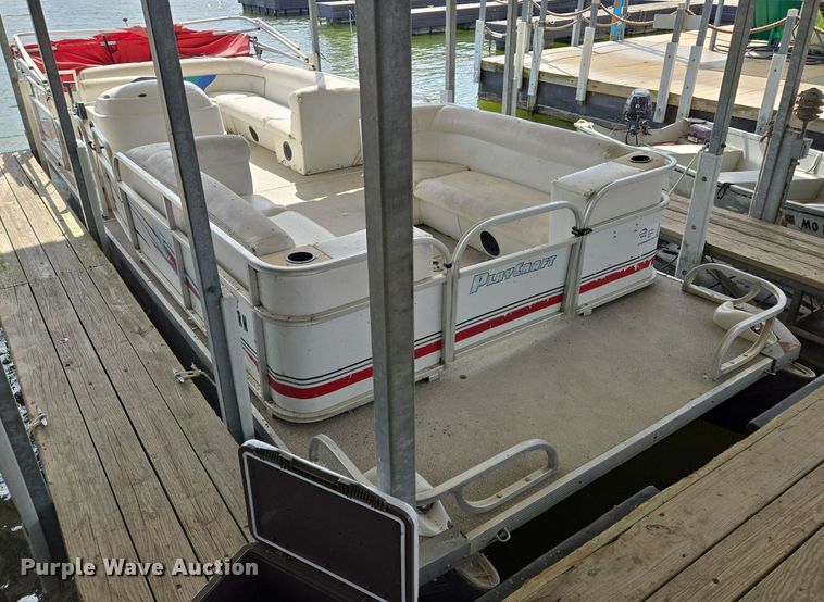 image for item EE8509 2009 Playcraft Clipper 2400 pontoon boat