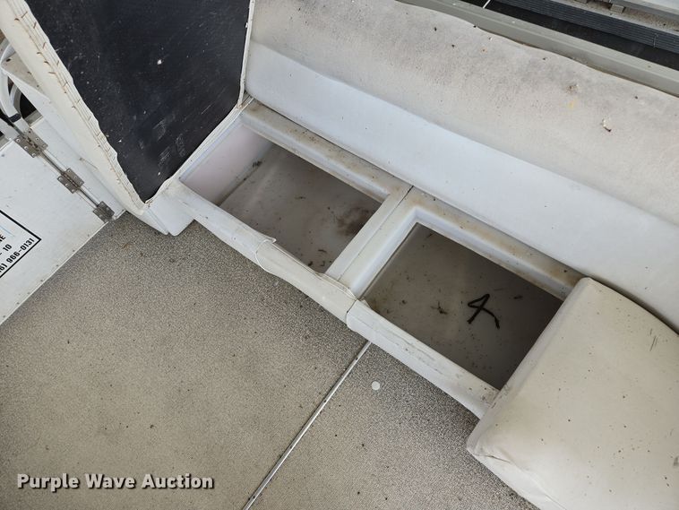 image for item EE8509 2009 Playcraft Clipper 2400 pontoon boat