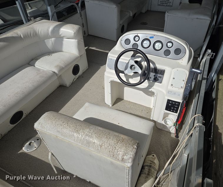 image for item EE8509 2009 Playcraft Clipper 2400 pontoon boat