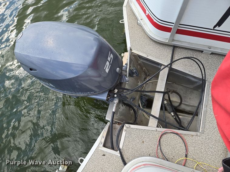 image for item EE8509 2009 Playcraft Clipper 2400 pontoon boat