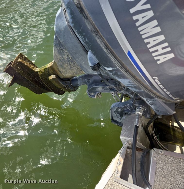 image for item EE8509 2009 Playcraft Clipper 2400 pontoon boat