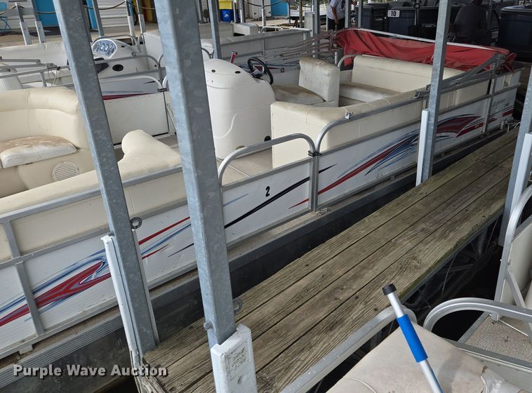 image for item EE8510 2009 Playcraft  Clipper 2400 pontoon boat