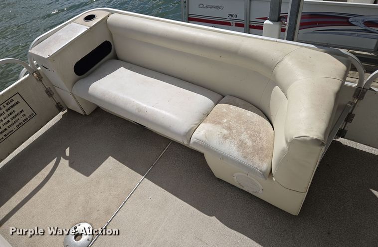 image for item EE8510 2009 Playcraft  Clipper 2400 pontoon boat