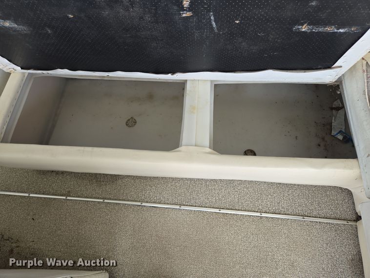 image for item EE8510 2009 Playcraft  Clipper 2400 pontoon boat