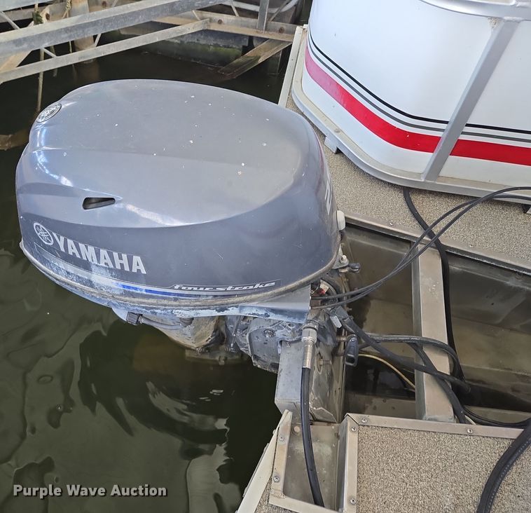 image for item EE8510 2009 Playcraft  Clipper 2400 pontoon boat