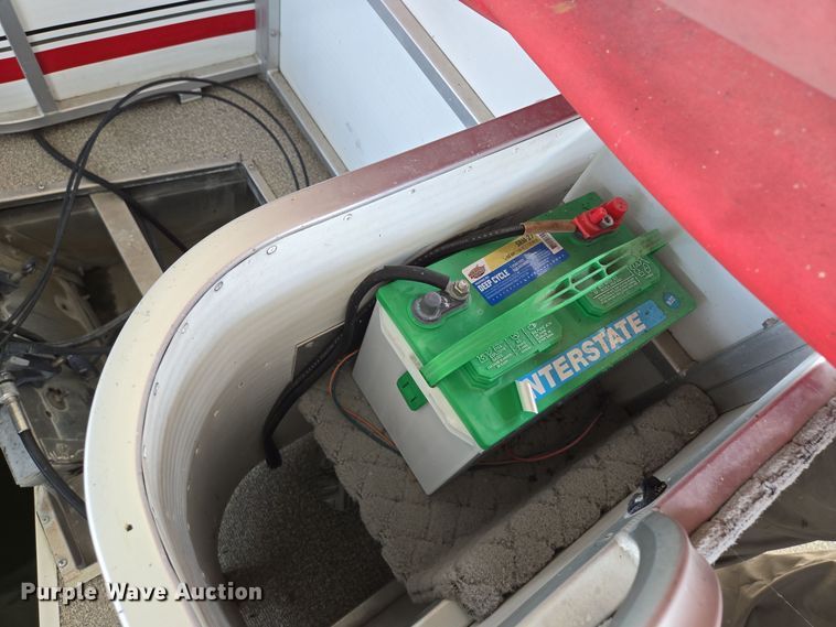 image for item EE8510 2009 Playcraft  Clipper 2400 pontoon boat