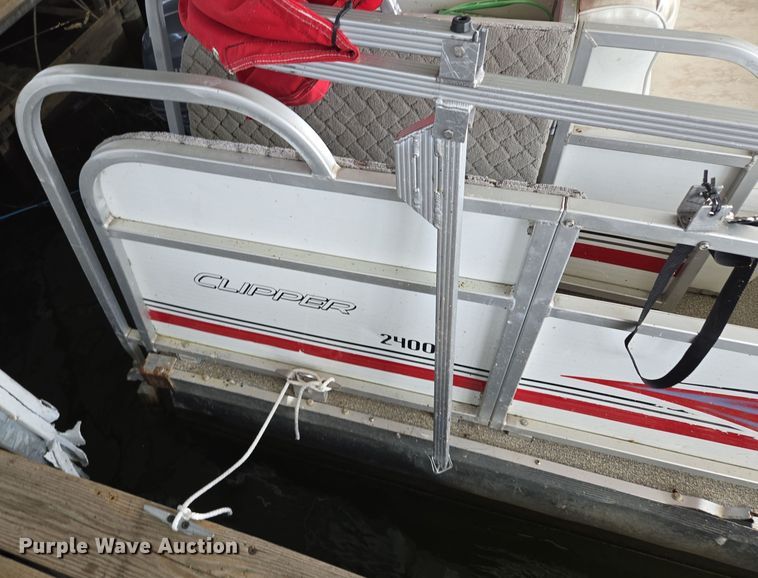 image for item EE8511 2009 Playcraft Clipper 2400 pontoon boat
