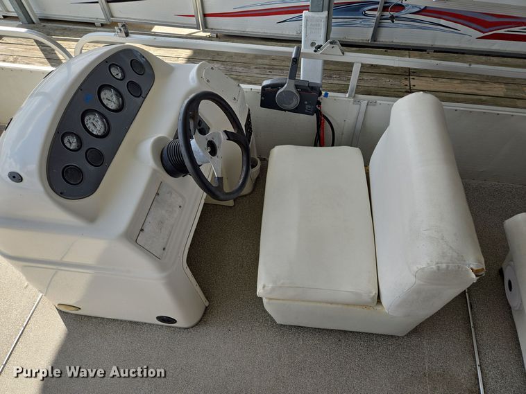 image for item EE8511 2009 Playcraft Clipper 2400 pontoon boat