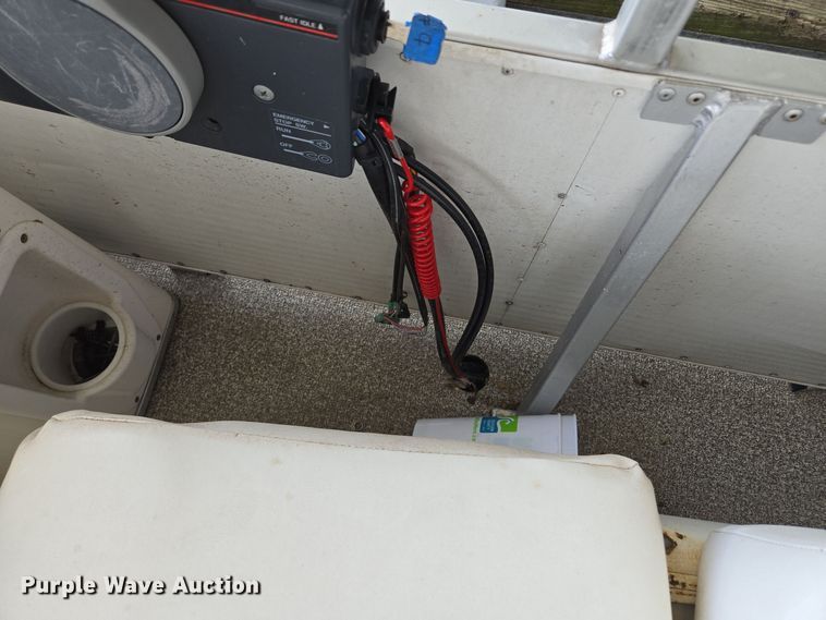 image for item EE8511 2009 Playcraft Clipper 2400 pontoon boat