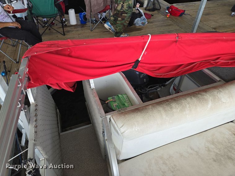 image for item EE8511 2009 Playcraft Clipper 2400 pontoon boat