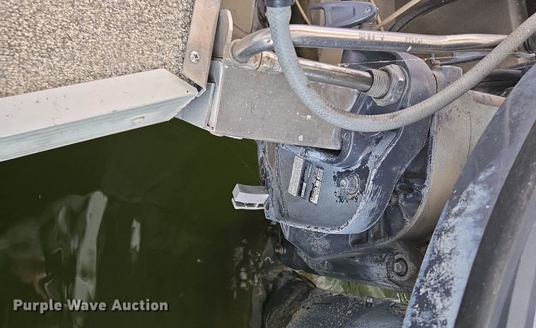 image for item EE8511 2009 Playcraft Clipper 2400 pontoon boat