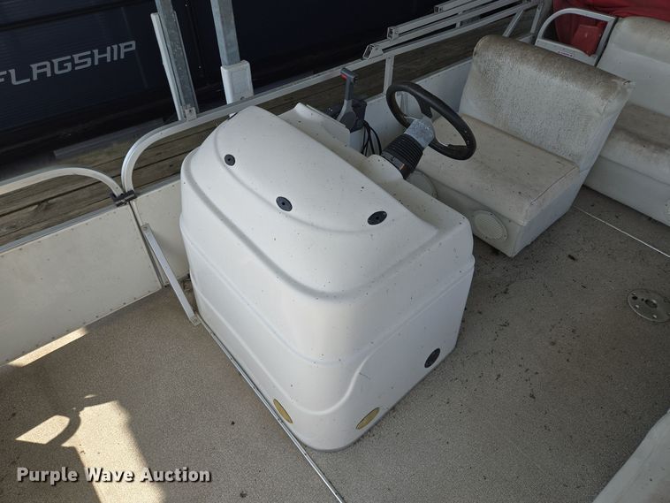 image for item EE8512 2009 Playcraft  Clipper 2400 pontoon boat