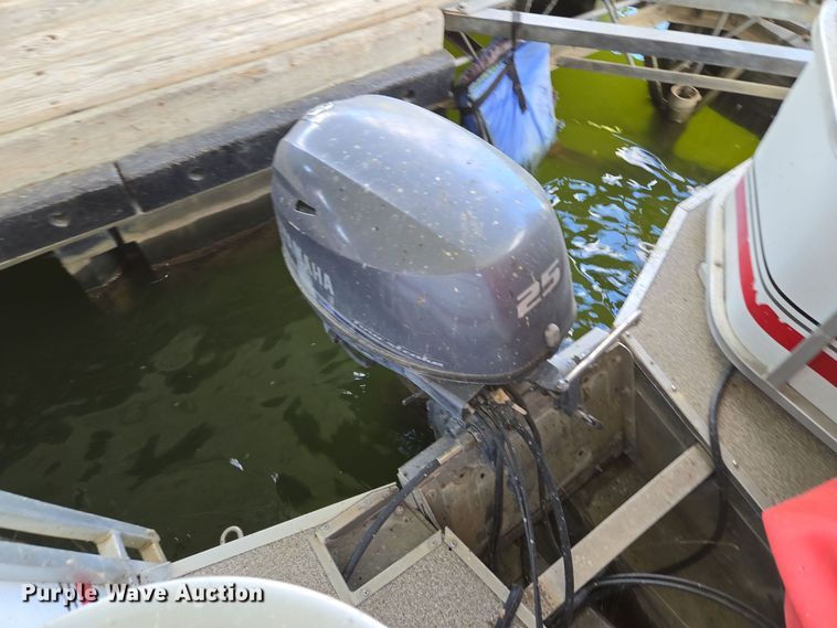 image for item EE8512 2009 Playcraft  Clipper 2400 pontoon boat