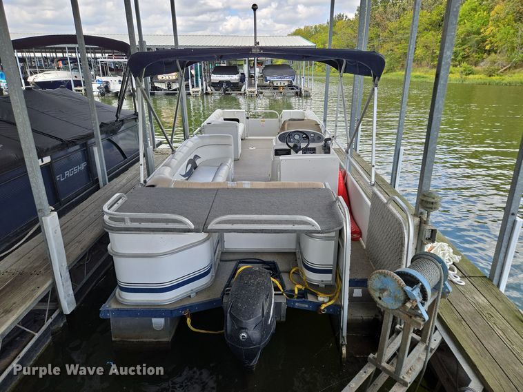 image for item EE8513 2009 Playcraft Clipper 2400 pontoon boat