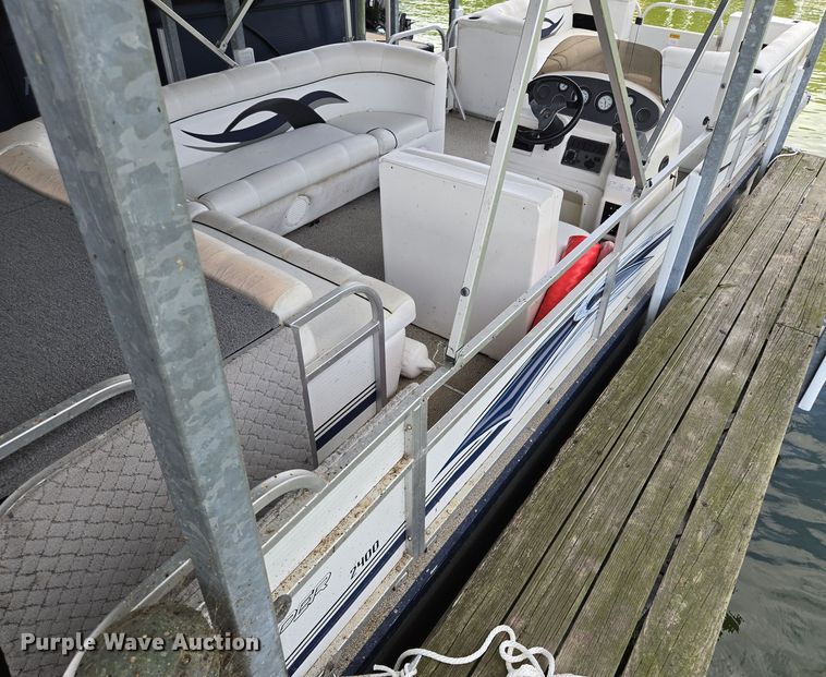 image for item EE8513 2009 Playcraft Clipper 2400 pontoon boat