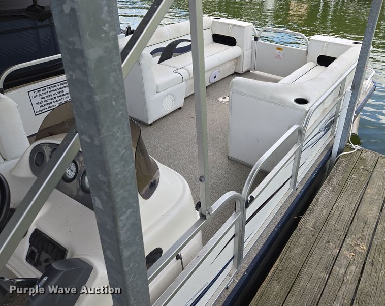 image for item EE8513 2009 Playcraft Clipper 2400 pontoon boat