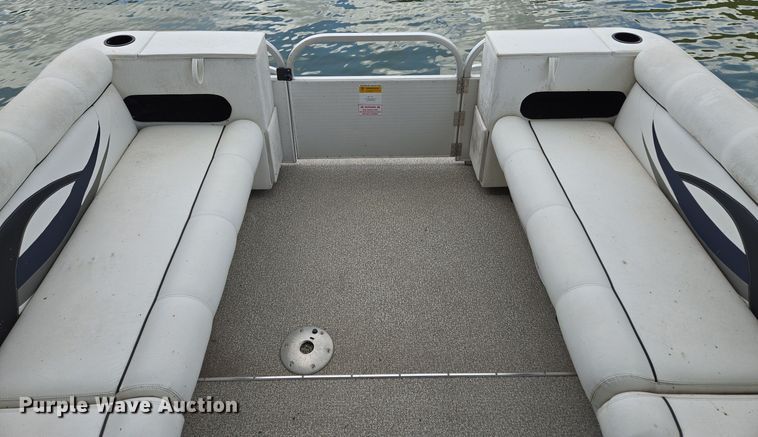 image for item EE8513 2009 Playcraft Clipper 2400 pontoon boat