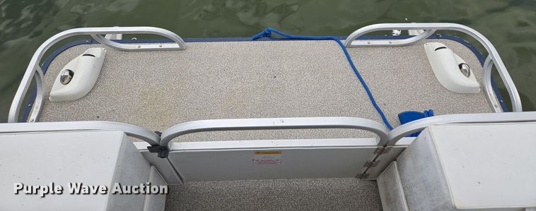 image for item EE8513 2009 Playcraft Clipper 2400 pontoon boat