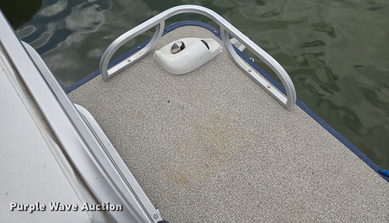 image for item EE8513 2009 Playcraft Clipper 2400 pontoon boat