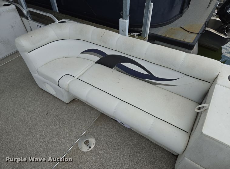 image for item EE8513 2009 Playcraft Clipper 2400 pontoon boat