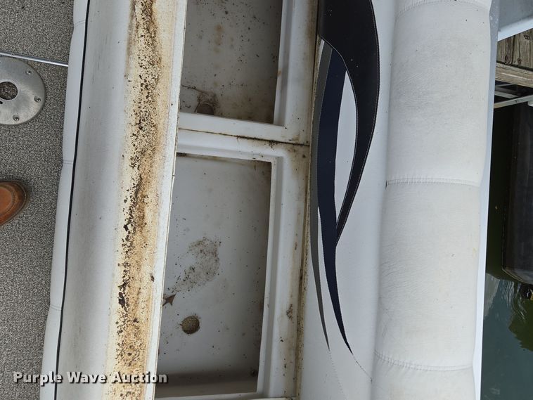 image for item EE8513 2009 Playcraft Clipper 2400 pontoon boat