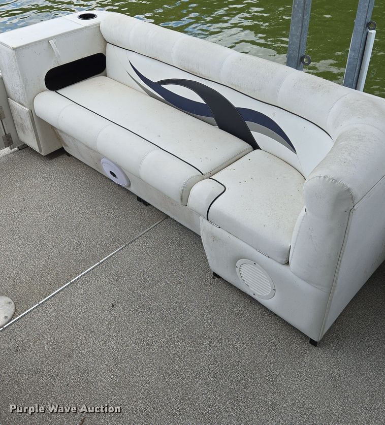 image for item EE8513 2009 Playcraft Clipper 2400 pontoon boat