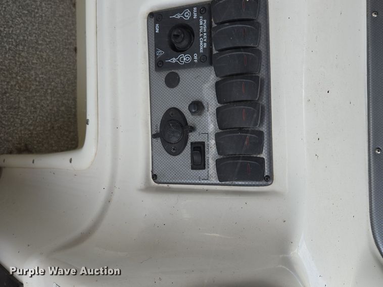 image for item EE8513 2009 Playcraft Clipper 2400 pontoon boat