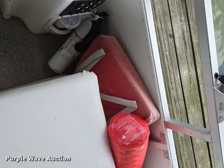 image for item EE8513 2009 Playcraft Clipper 2400 pontoon boat