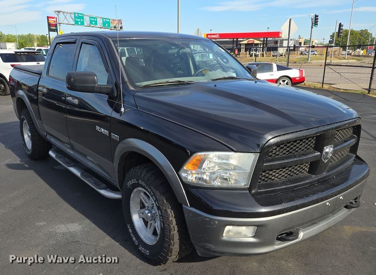 image for item EE8517 2010 Dodge Ram  Crew Cab pickup truck