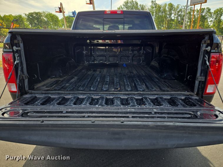 image for item EE8517 2010 Dodge Ram  Crew Cab pickup truck