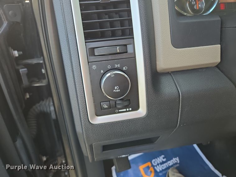 image for item EE8517 2010 Dodge Ram  Crew Cab pickup truck