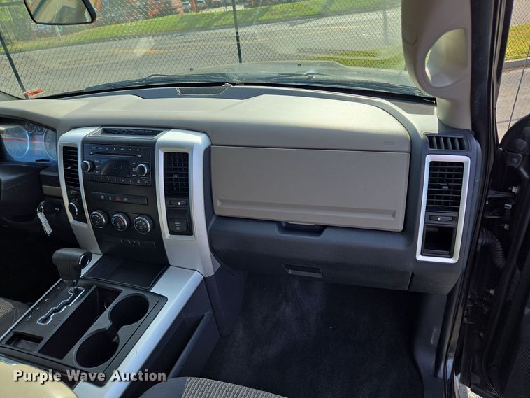 image for item EE8517 2010 Dodge Ram  Crew Cab pickup truck