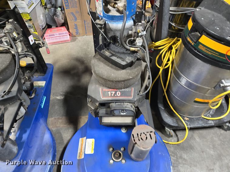 image for item EE8521 Cleaning equipment 