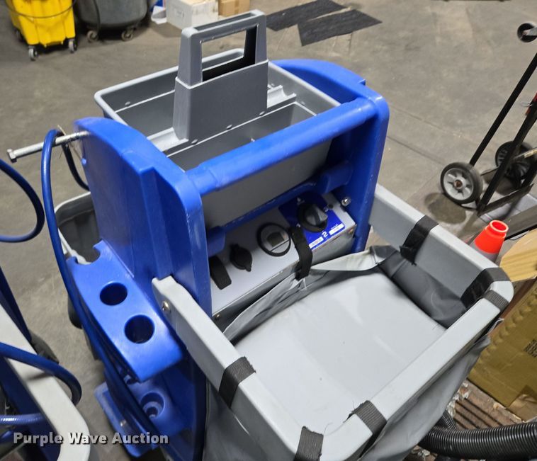 image for item EE8521 Cleaning equipment 