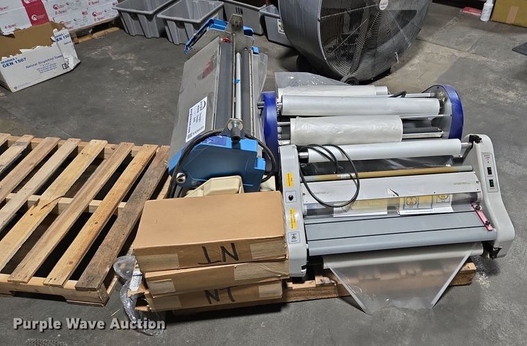 image for item EE8522 (5) laminating machines 