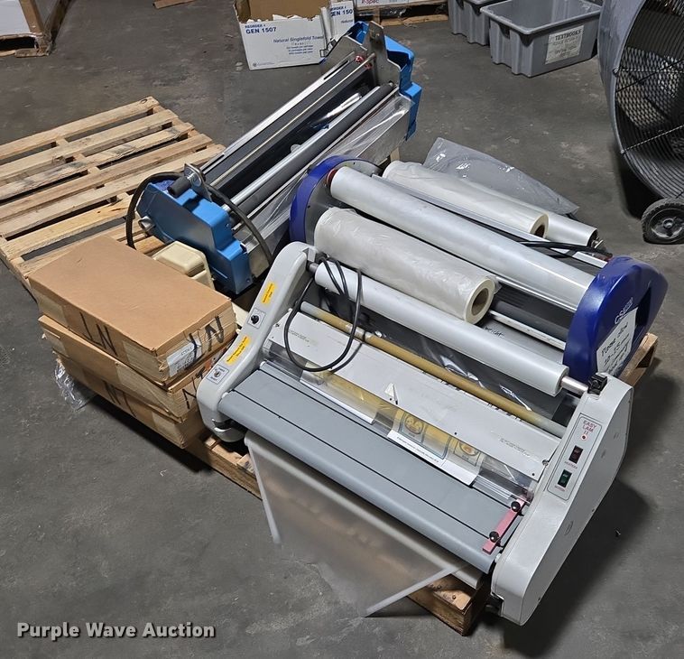 image for item EE8522 (5) laminating machines 