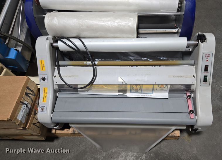image for item EE8522 (5) laminating machines 