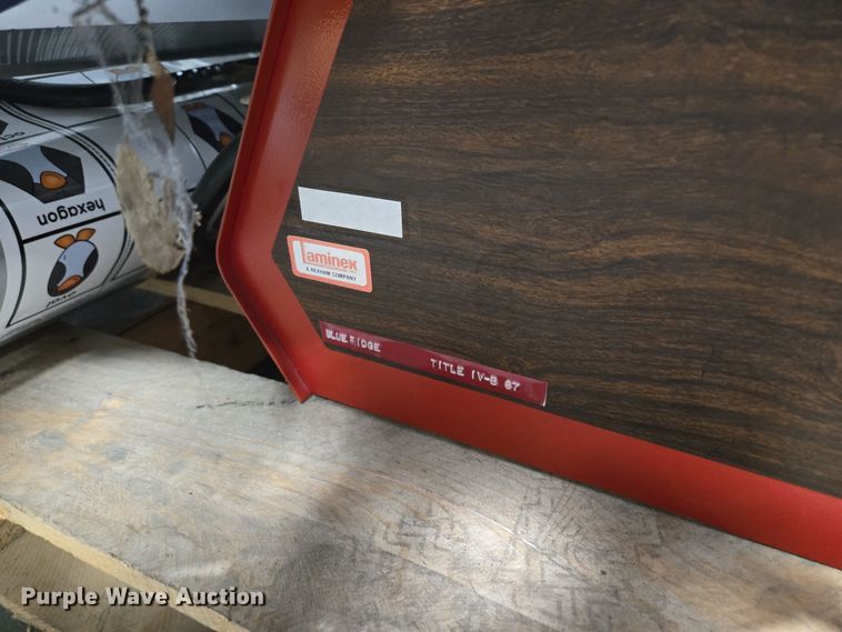 image for item EE8522 (5) laminating machines 